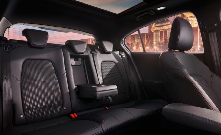 2019 Ford Focus Hatchback ST-Line Interior Rear Seats Wallpapers 450x275 (26)