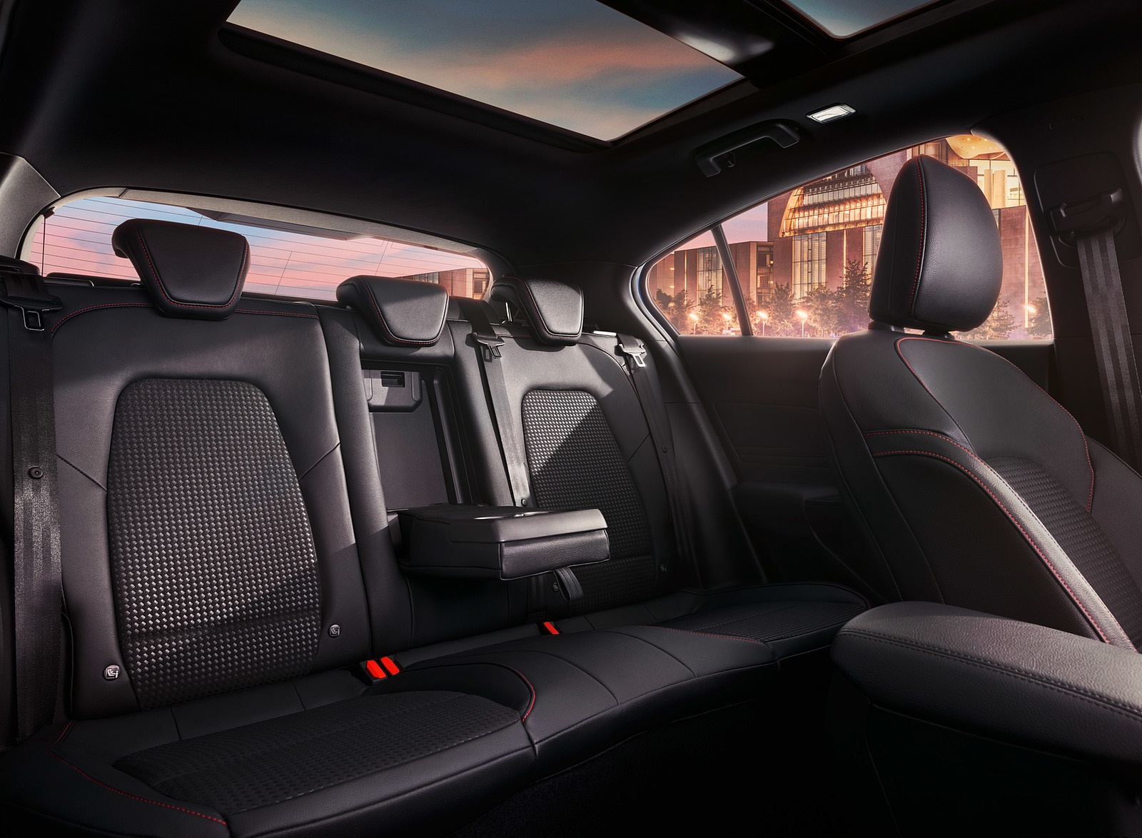 2019 Ford Focus Hatchback ST-Line Interior Rear Seats Wallpapers #26 of 90