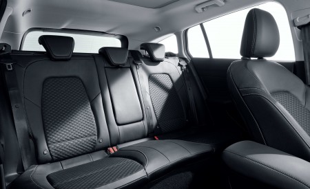 2019 Ford Focus Wagon Titanium Interior Rear Seats Wallpapers 450x275 (88)