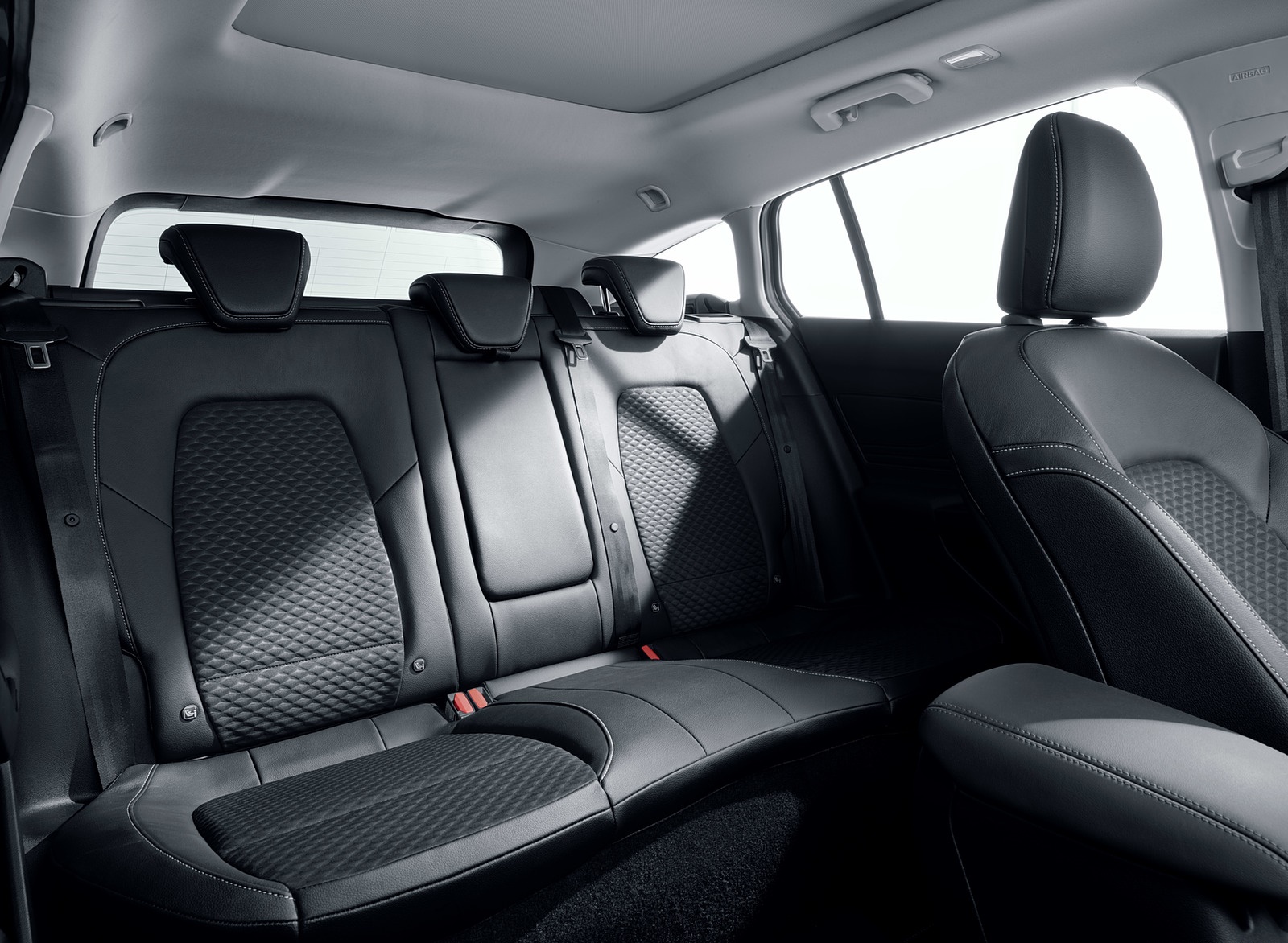 2019 Ford Focus Wagon Titanium Interior Rear Seats Wallpapers #88 of 90