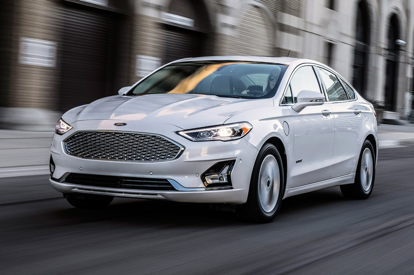 2019 Ford Fusion Front Three-Quarter Wallpapers (4)