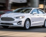 2019 Ford Fusion Front Three-Quarter Wallpapers 150x120 (14)