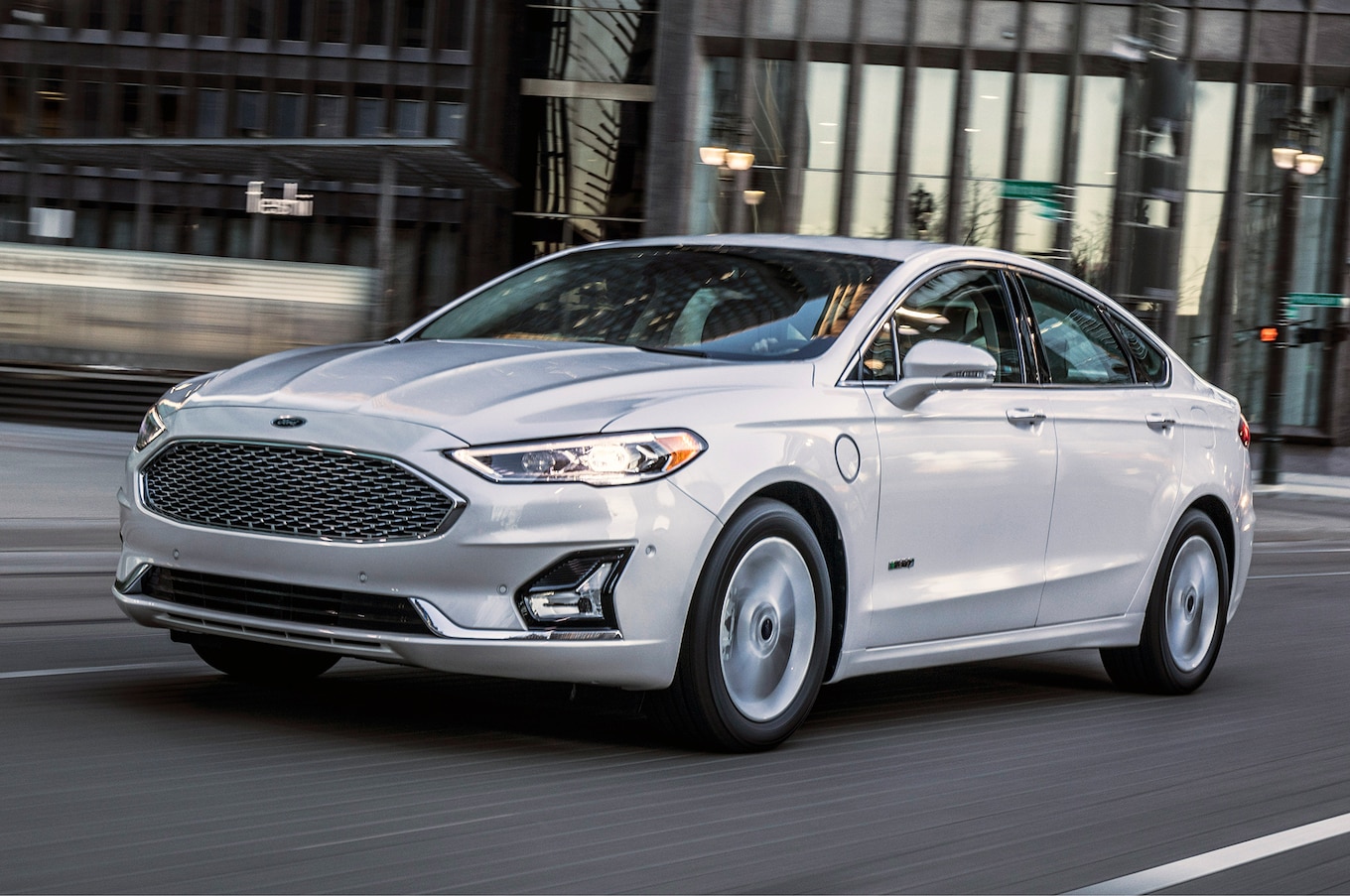 2019 Ford Fusion Front Three-Quarter Wallpapers #5 of 31