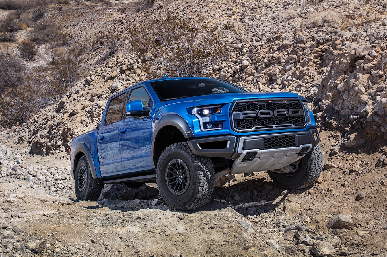 2019 Ford F‑150 Raptor Front Three-Quarter Wallpapers #13 of 59