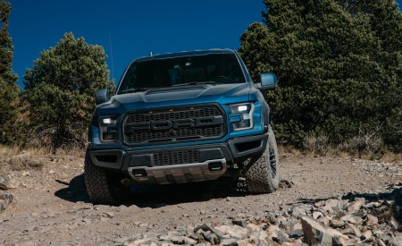 2019 Ford F‑150 Raptor Front Wallpapers 450x275 (18)
