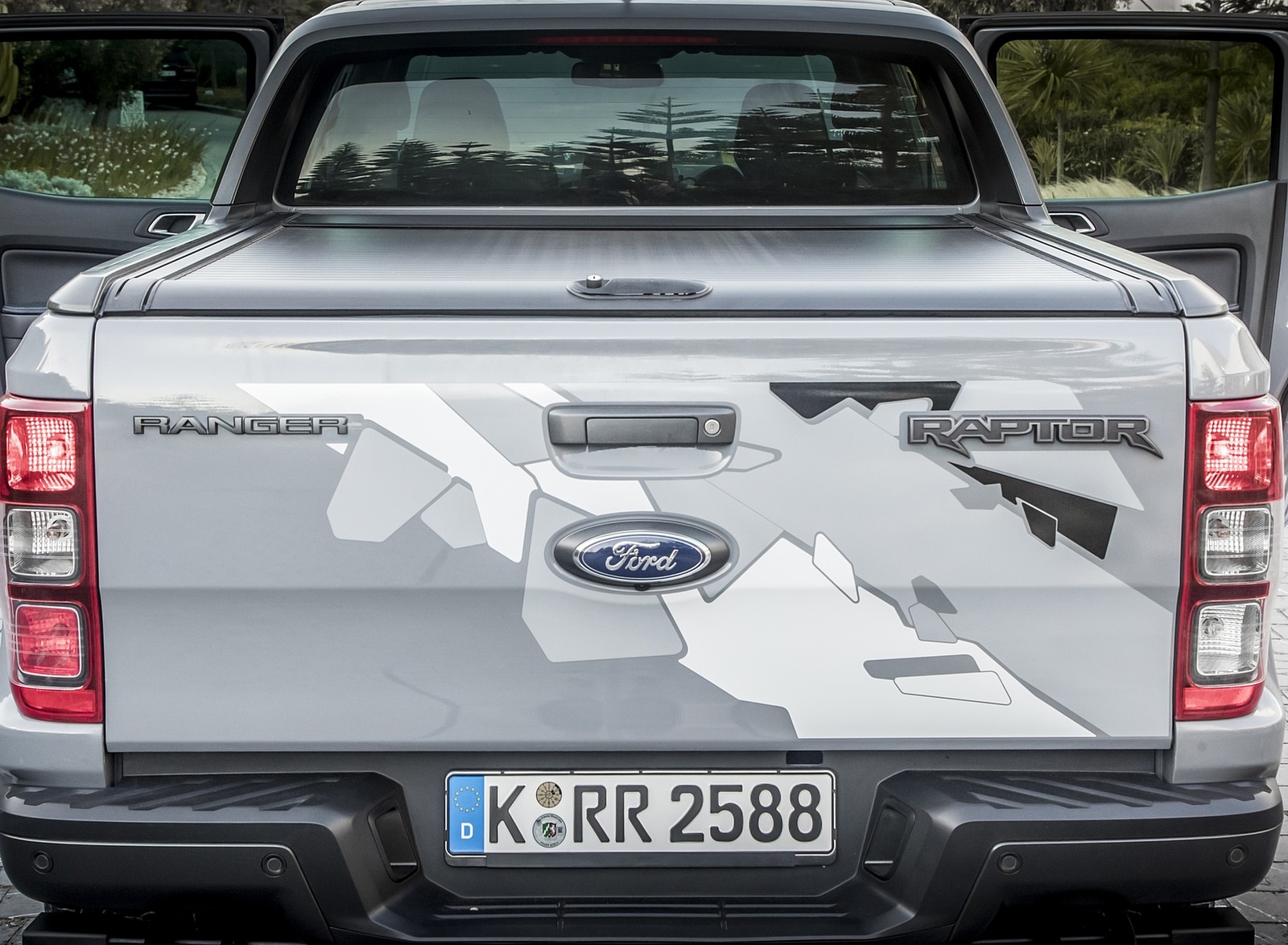 2019 Ford Ranger Raptor (Color: Conquer Grey) Detail Wallpapers #58 of 192