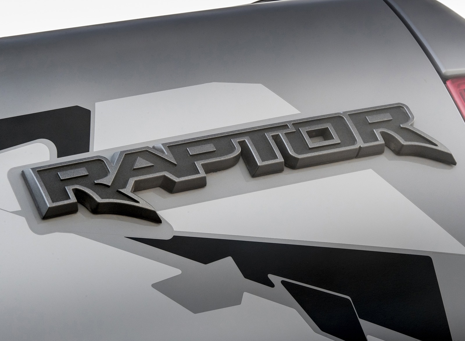 2019 Ford Ranger Raptor (Color: Conquer Grey) Detail Wallpapers #57 of 192