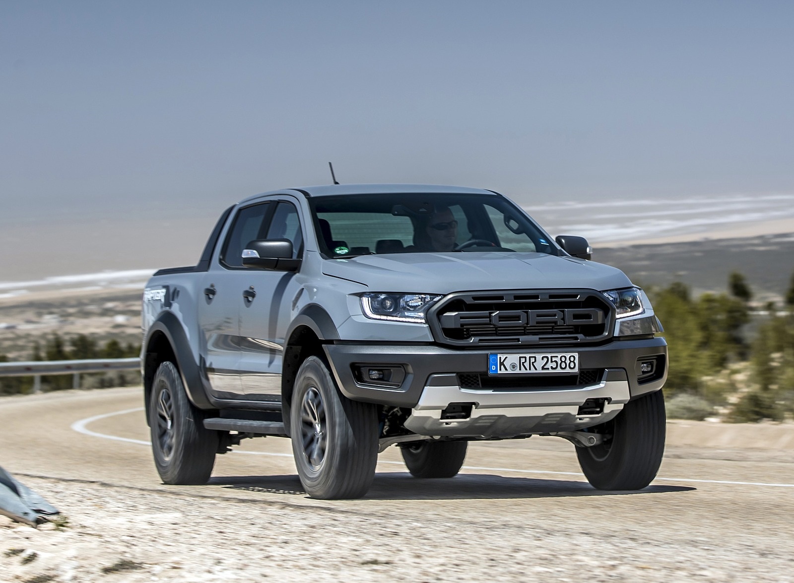 2019 Ford Ranger Raptor (Color: Conquer Grey) Front Three-Quarter Wallpapers #12 of 192