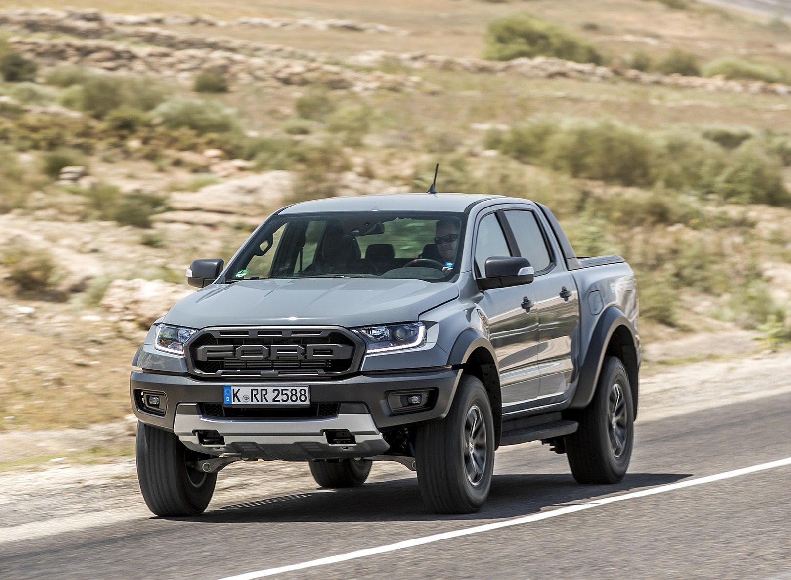 2019 Ford Ranger Raptor (Color: Conquer Grey) Front Three-Quarter Wallpapers (2)