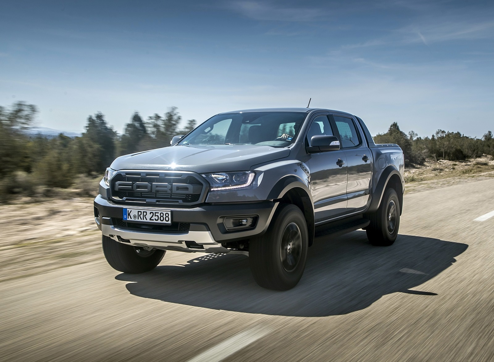 2019 Ford Ranger Raptor (Color: Conquer Grey) Front Three-Quarter Wallpapers (1)