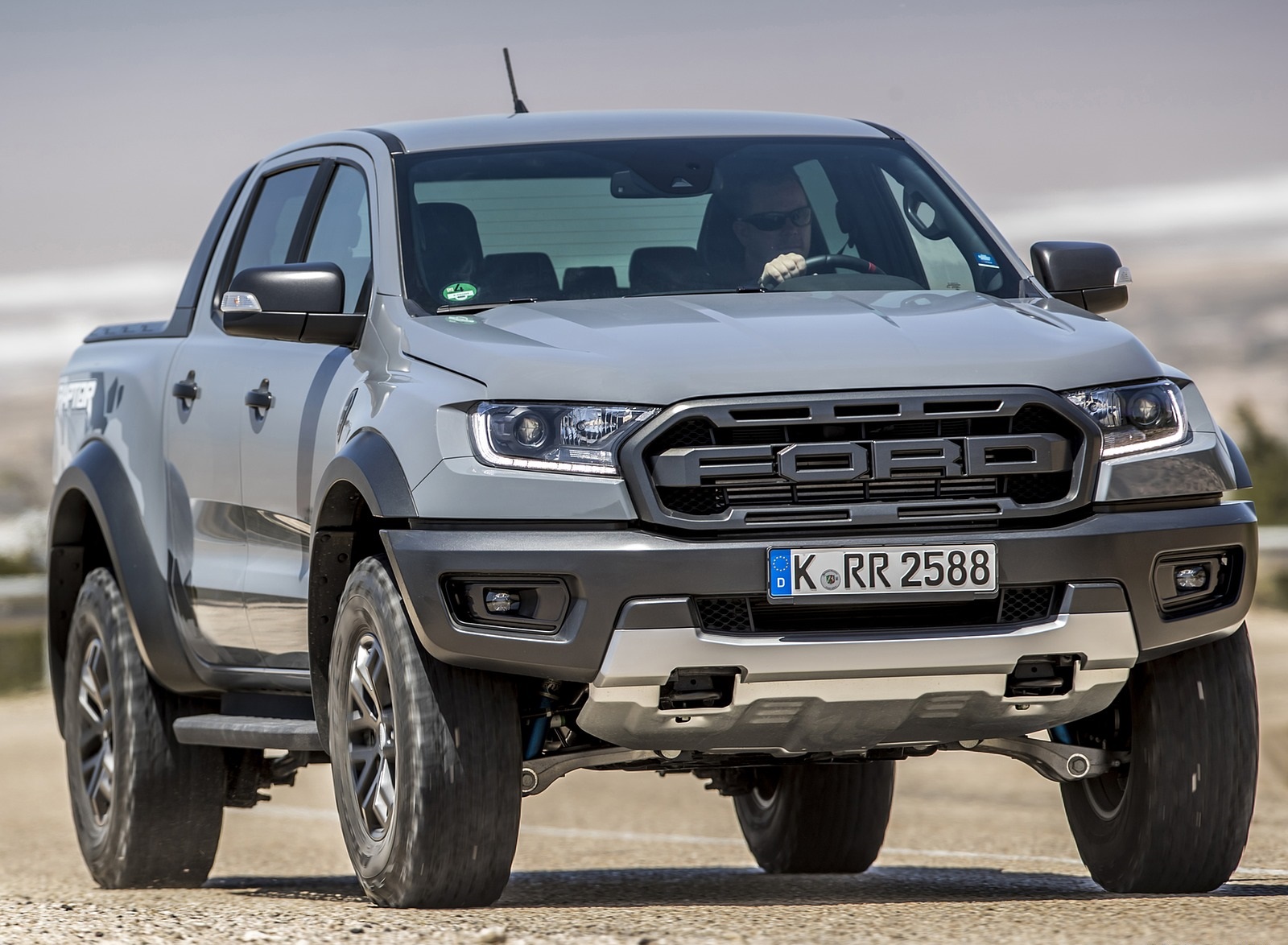 2019 Ford Ranger Raptor (Color: Conquer Grey) Front Three-Quarter Wallpapers #15 of 192