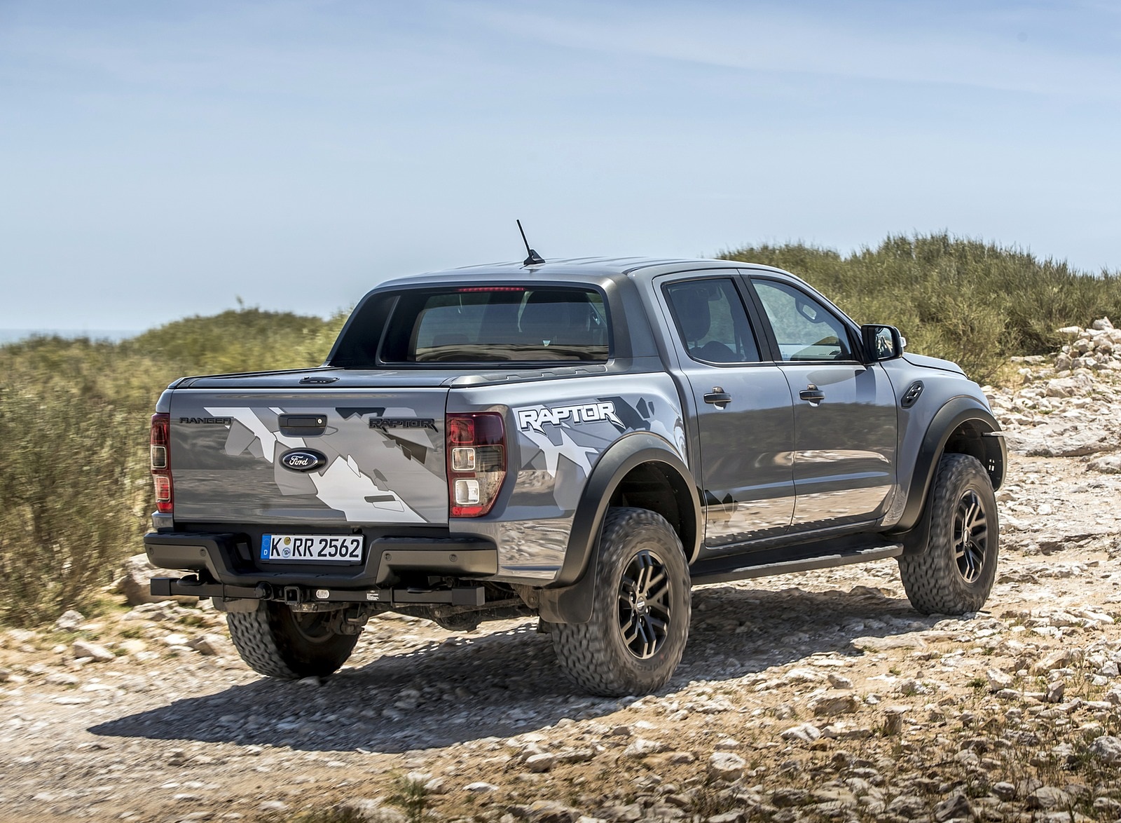 2019 Ford Ranger Raptor (Color: Conquer Grey) Off-Road Wallpapers #38 of 192
