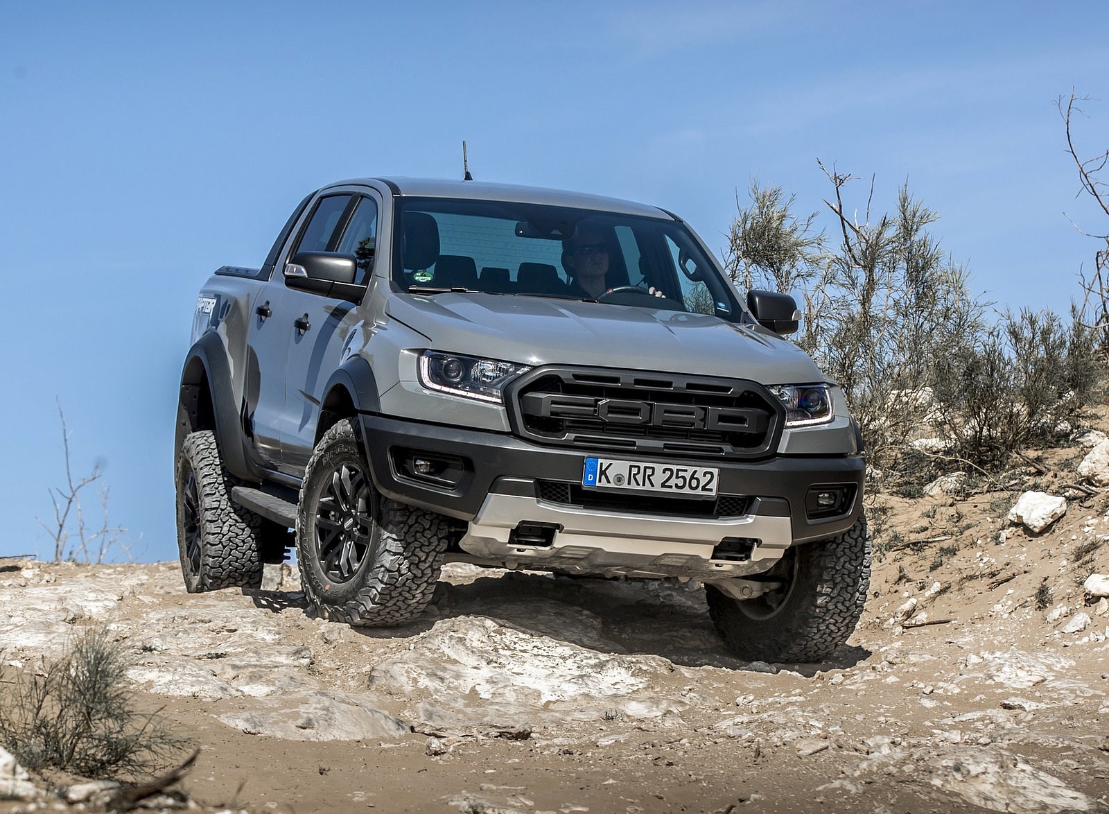 2019 Ford Ranger Raptor (Color: Conquer Grey) Off-Road Wallpapers #26 of 192