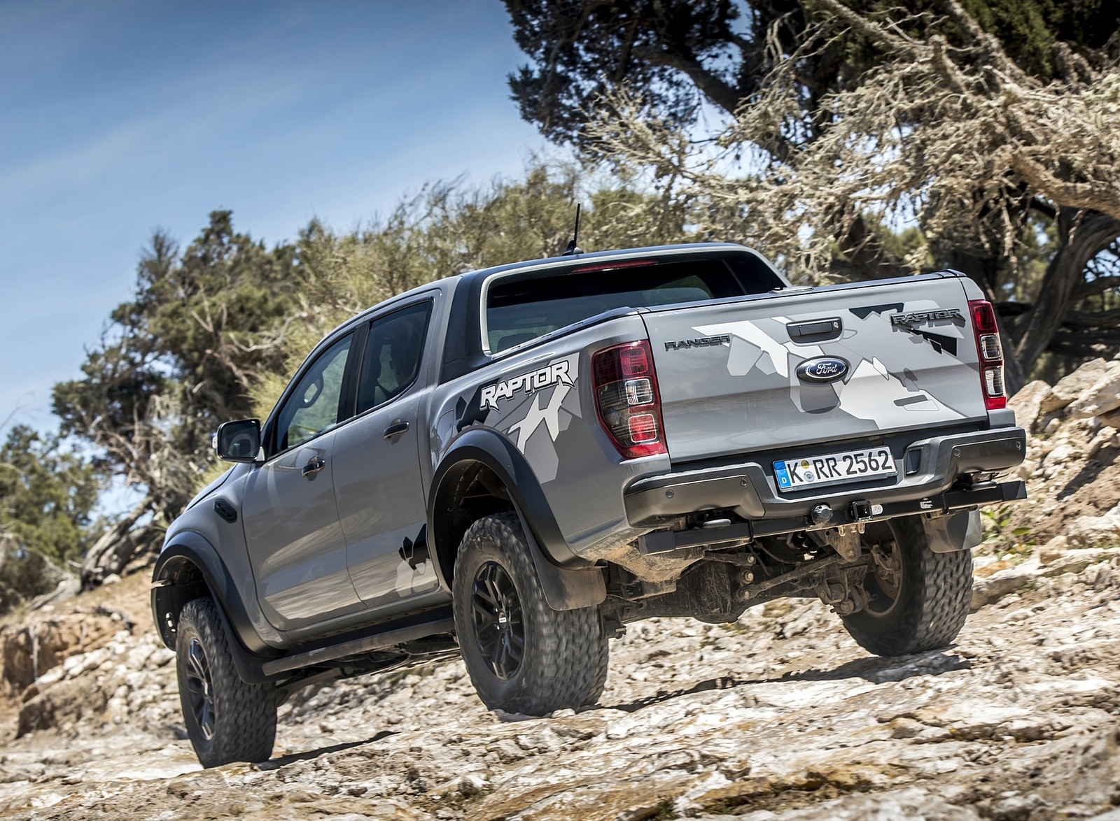 2019 Ford Ranger Raptor (Color: Conquer Grey) Off-Road Wallpapers #32 of 192