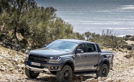 2019 Ford Ranger Raptor (Color: Conquer Grey) Off-Road Wallpapers 450x275 (31)