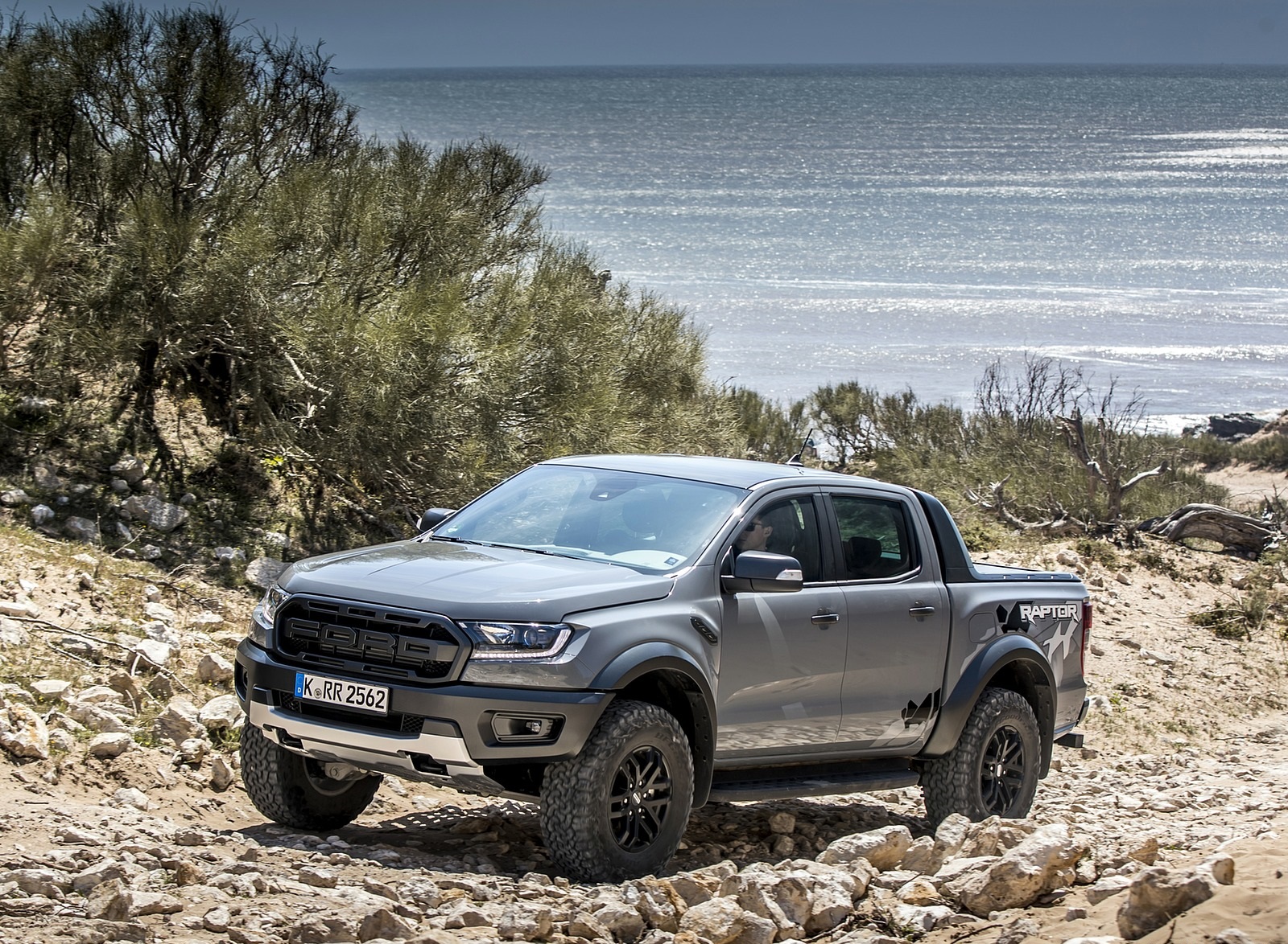 2019 Ford Ranger Raptor (Color: Conquer Grey) Off-Road Wallpapers #31 of 192
