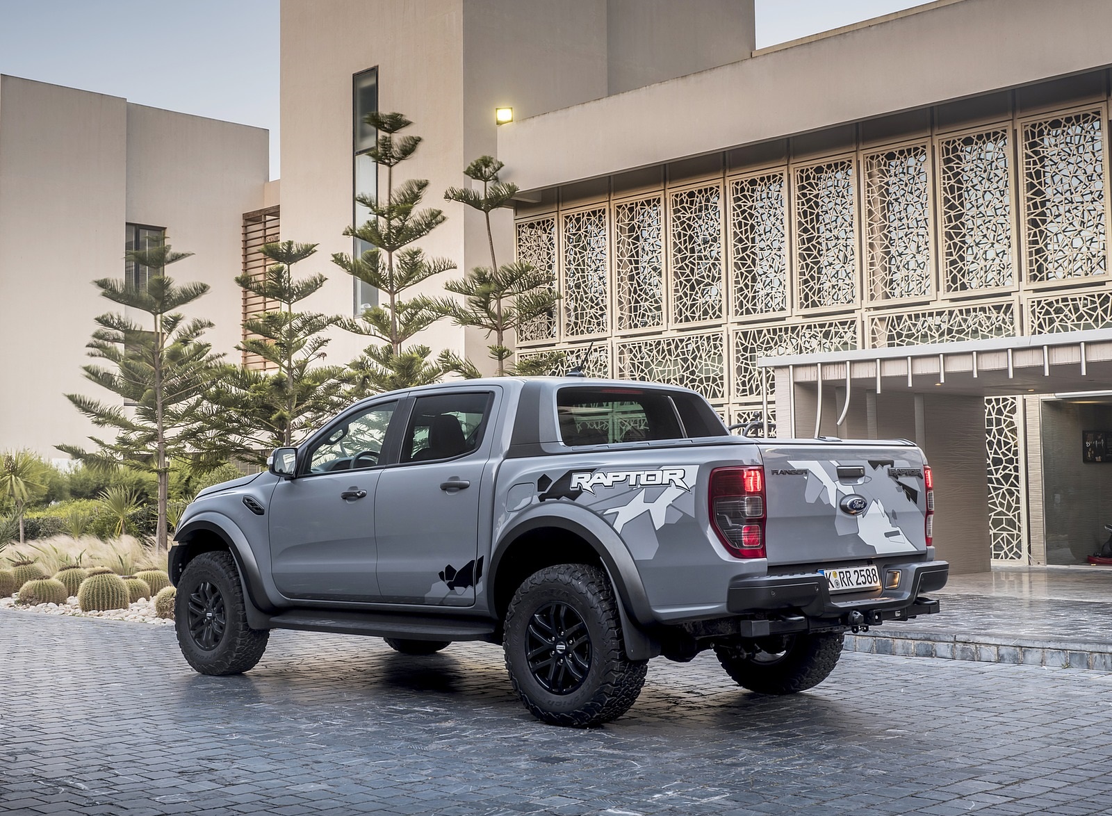 2019 Ford Ranger Raptor (Color: Conquer Grey) Rear Three-Quarter Wallpapers #49 of 192
