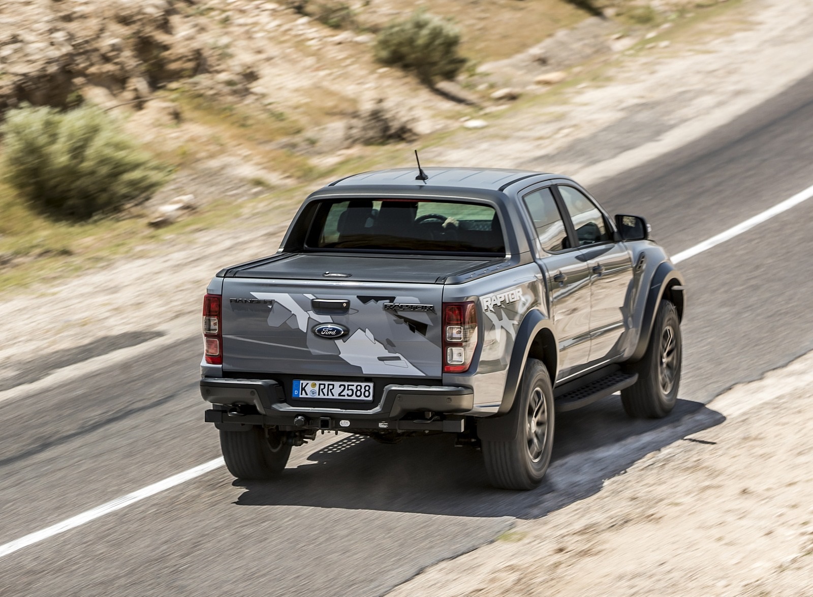 2019 Ford Ranger Raptor (Color: Conquer Grey) Rear Three-Quarter Wallpapers #19 of 192