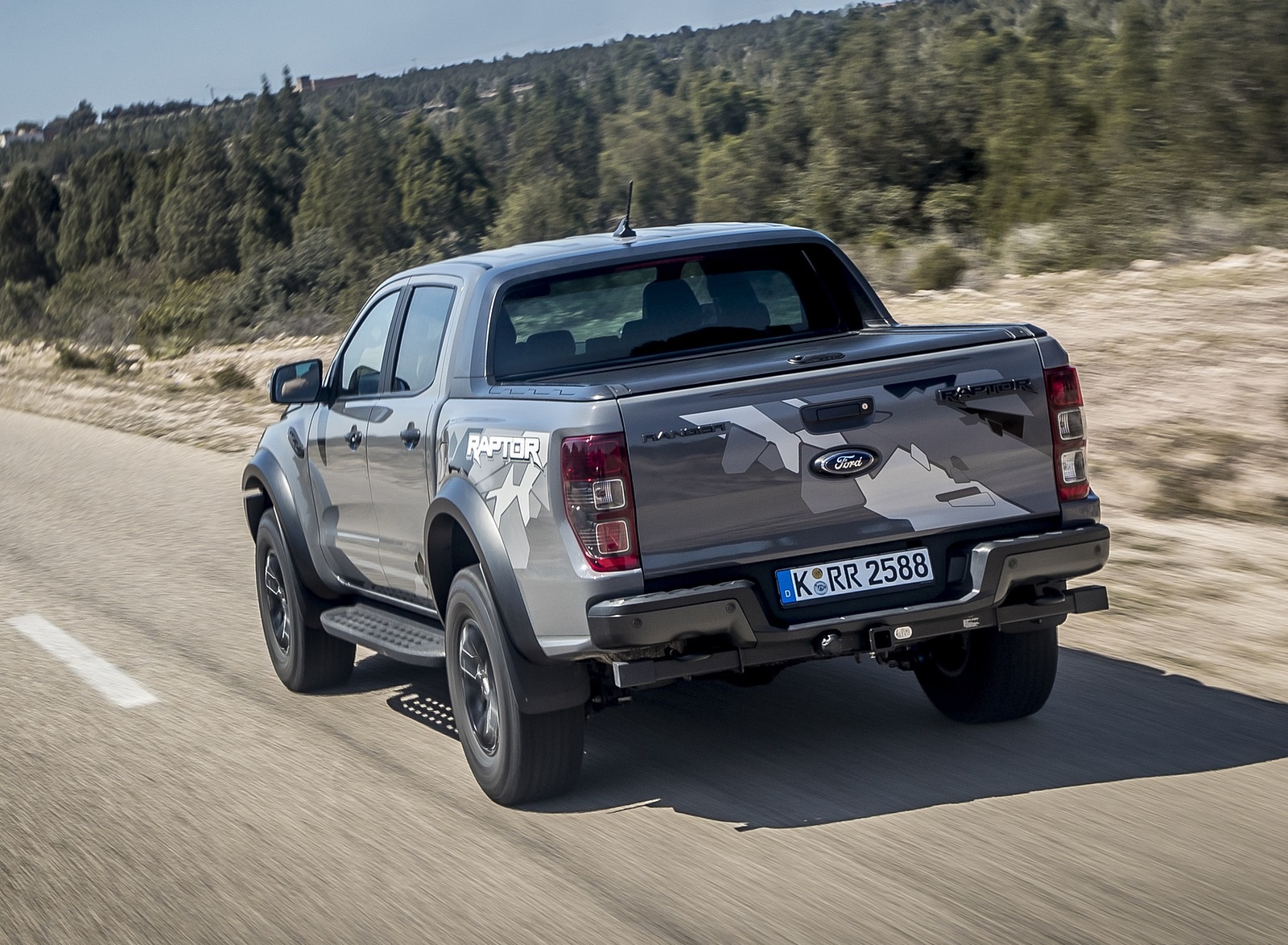 2019 Ford Ranger Raptor (Color: Conquer Grey) Rear Wallpapers #9 of 192