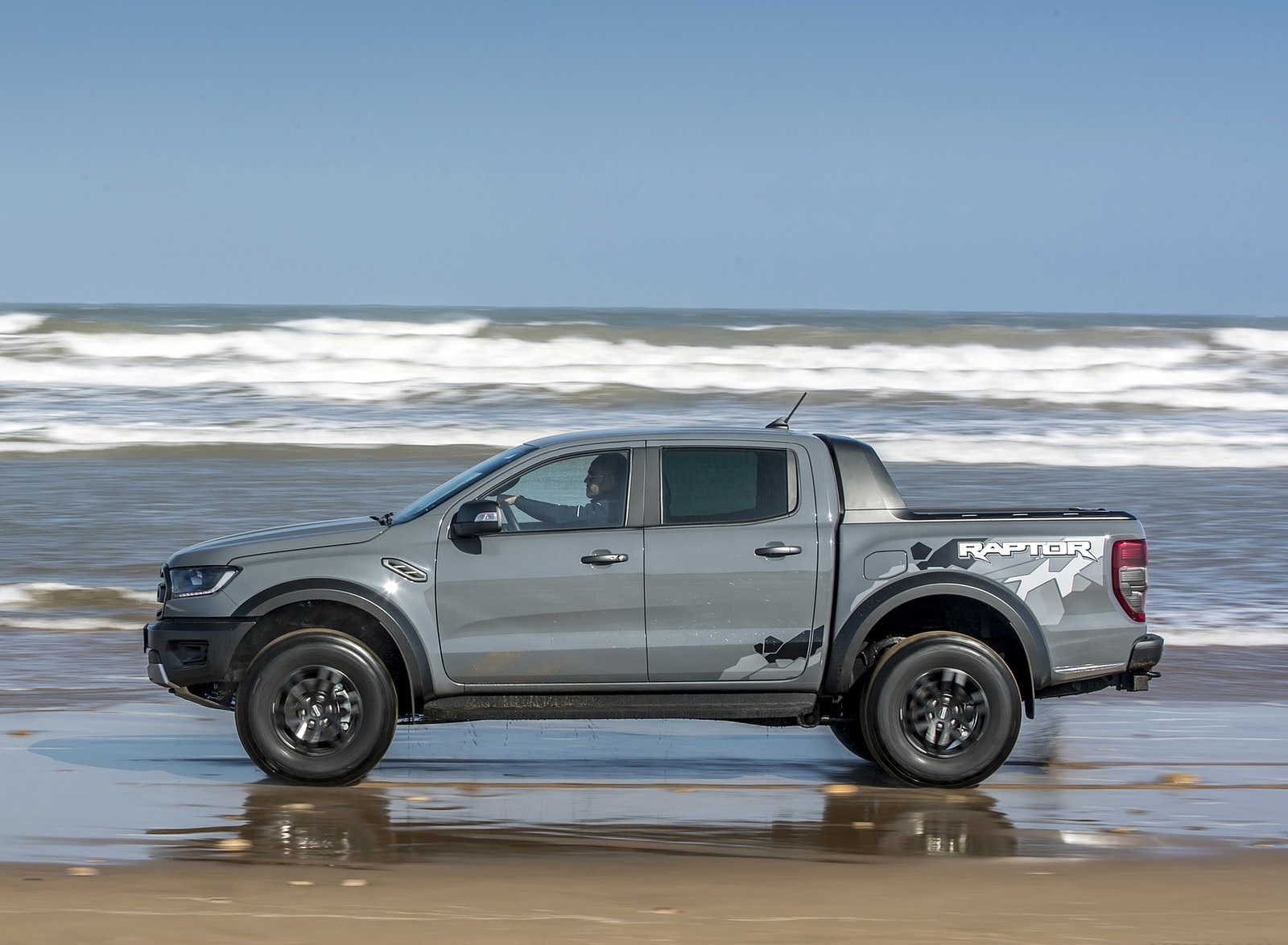 2019 Ford Ranger Raptor (Color: Conquer Grey) Side Wallpapers #50 of 192