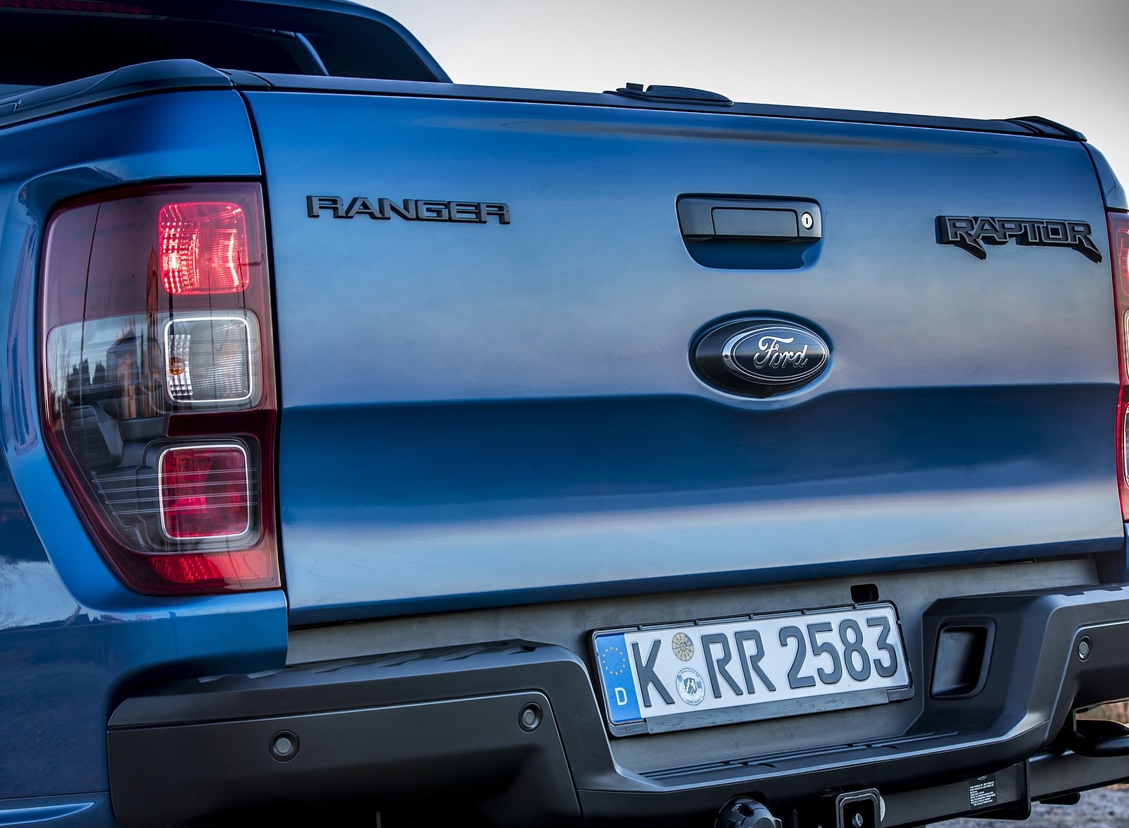 Ford Ranger Raptor Performance Blue