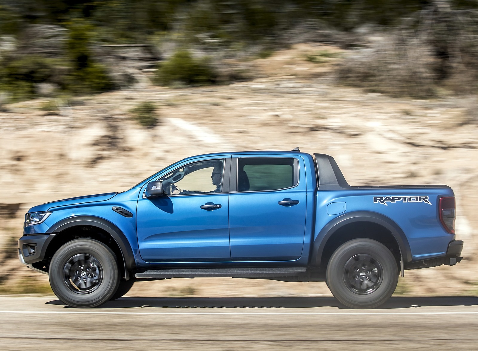 2019 Ford Ranger Raptor (Color: Performance Blue) Side Wallpapers #109 of 192