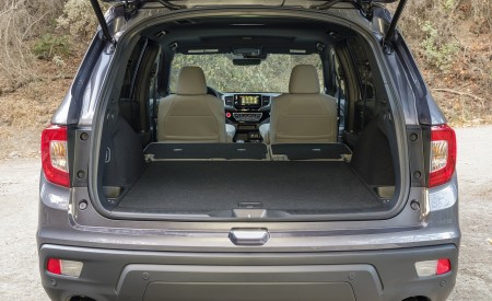 2019 Honda Passport Trunk Wallpapers 450x275 (15)