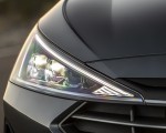 2019 Hyundai Elantra Headlight Wallpapers 150x120 (13)