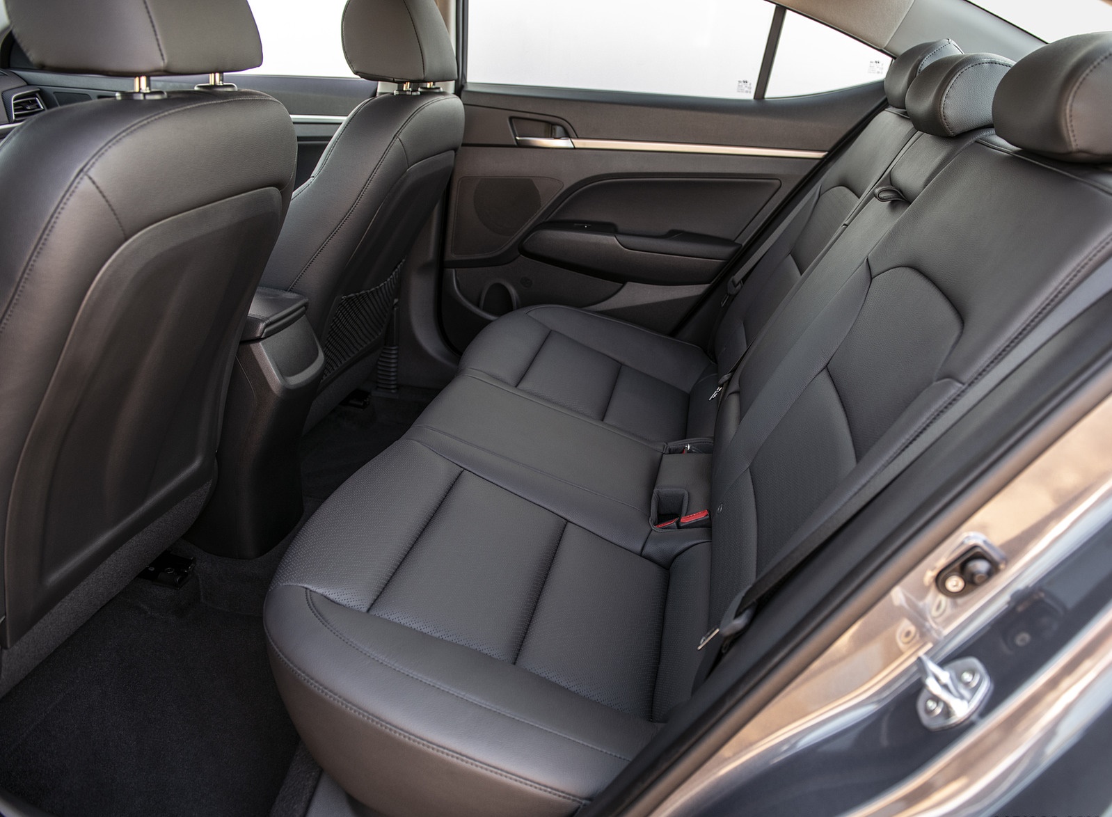 2019 Hyundai Elantra Interior Rear Seats Wallpapers #21 of 27