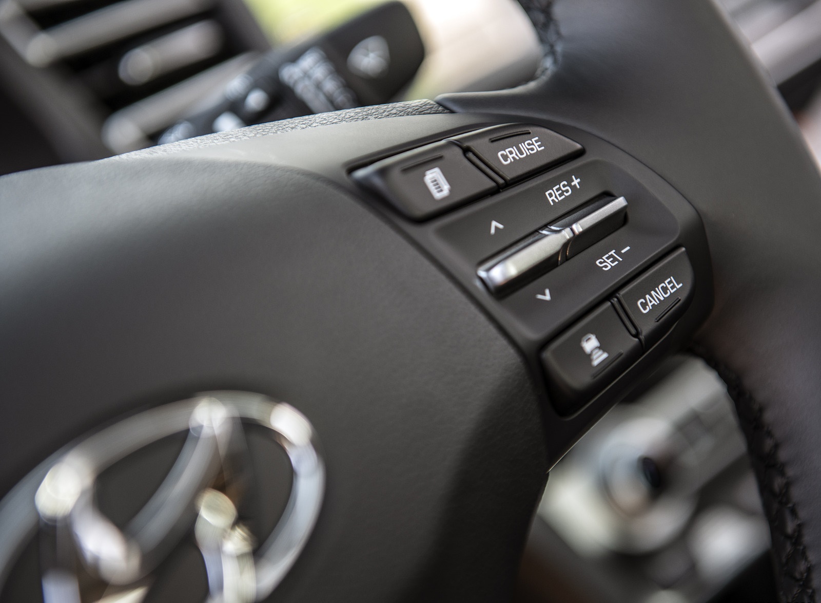 2019 Hyundai Elantra Interior Steering Wheel Wallpapers #19 of 27