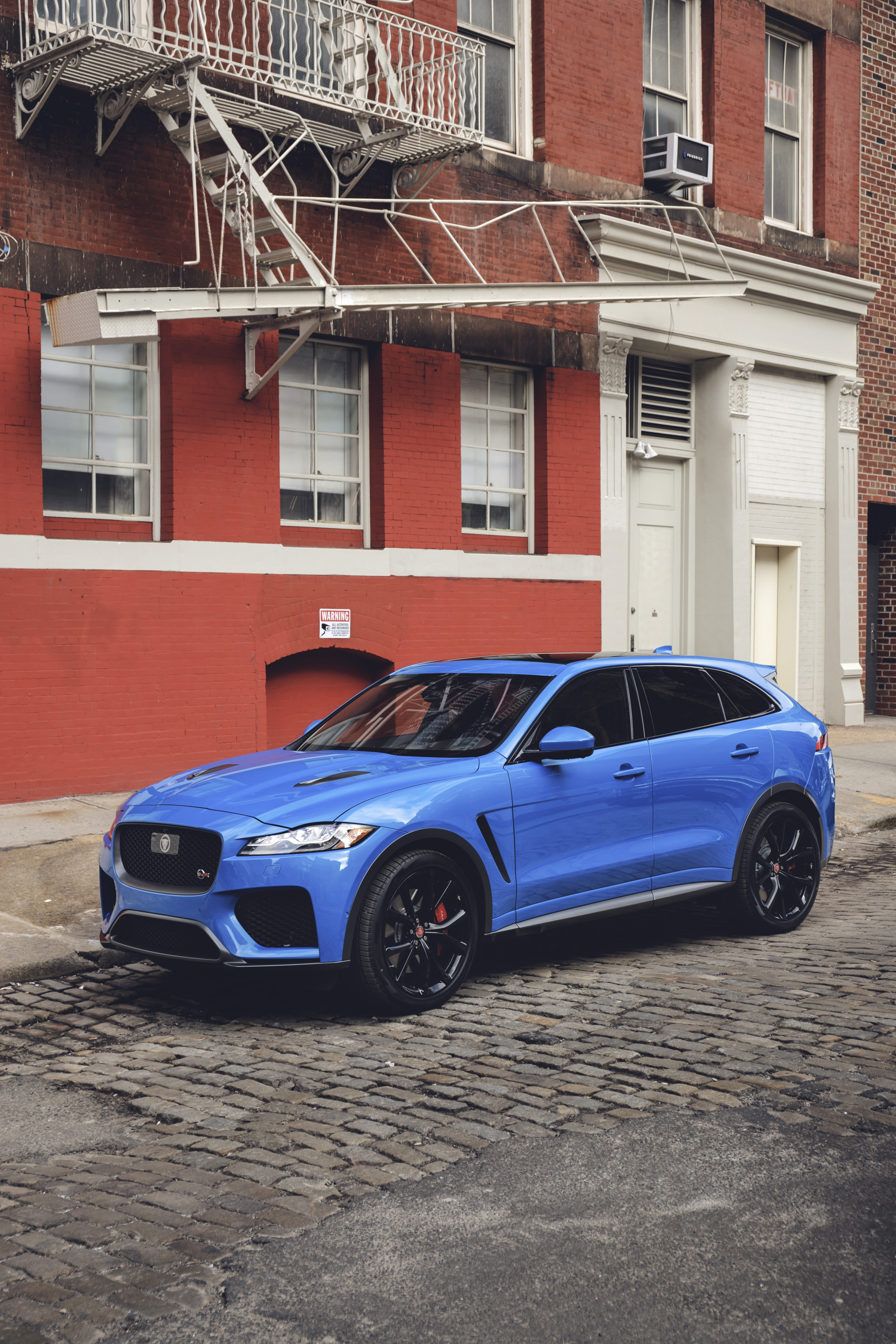 2019 Jaguar F-PACE SVR Front Three-Quarter Wallpapers #62 of 102