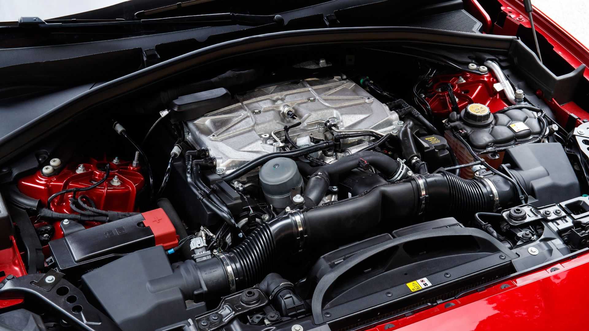 2019 Jaguar F-Pace SVR (Color: Firenze Red) Engine Wallpapers #45 of 102