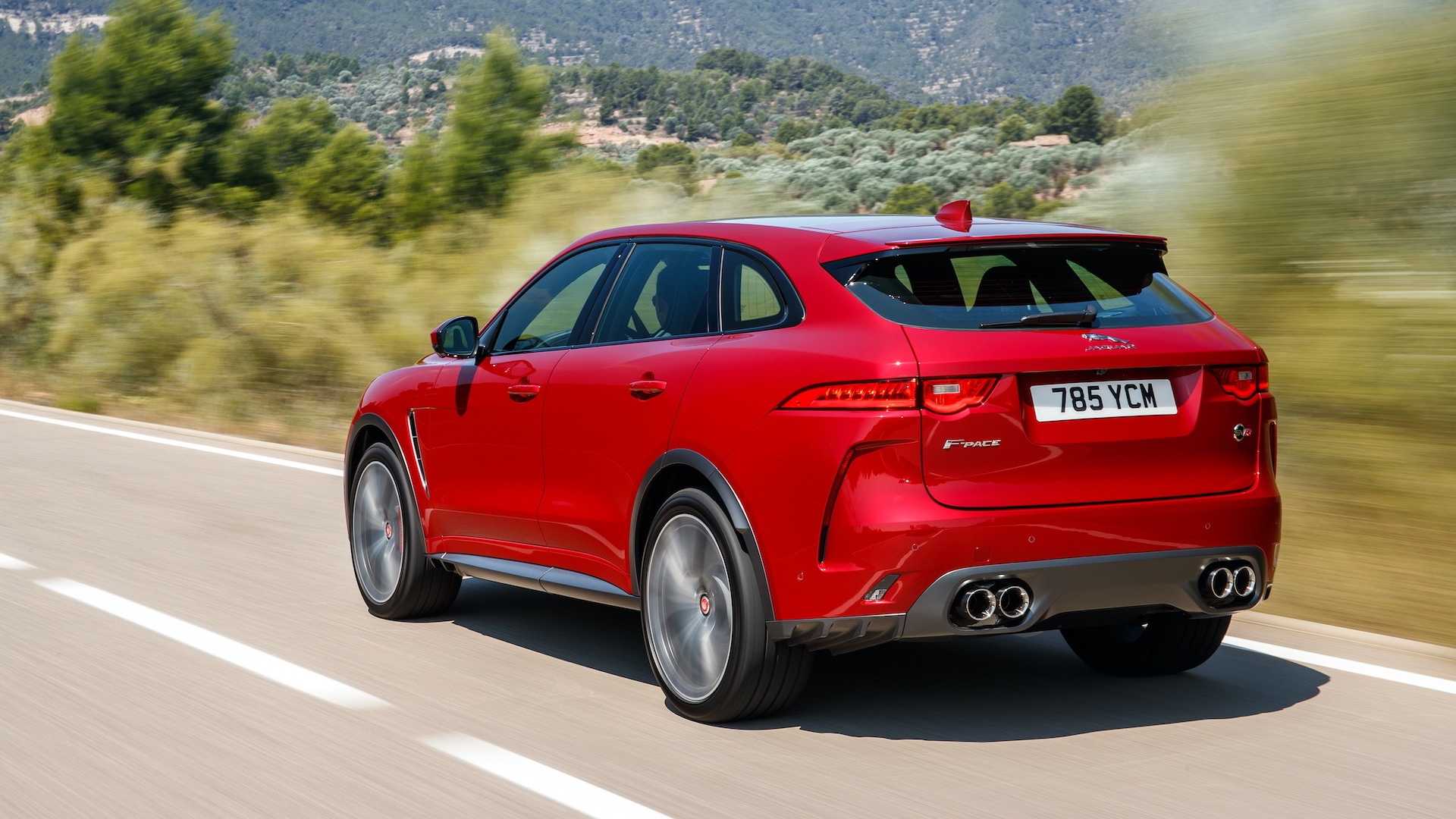 2019 Jaguar F-Pace SVR (Color: Firenze Red) Rear Three-Quarter Wallpapers (10)