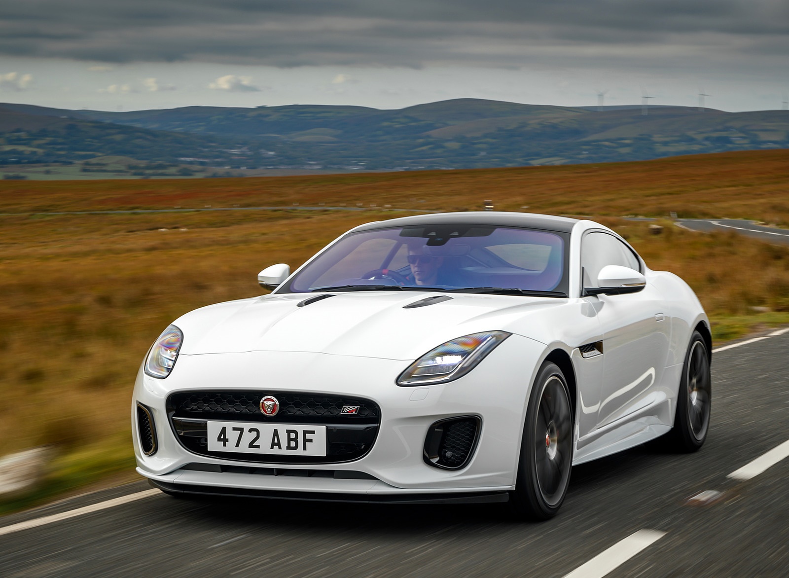 2019 Jaguar F-Type Chequered Flag Edition Front Wallpapers (3)