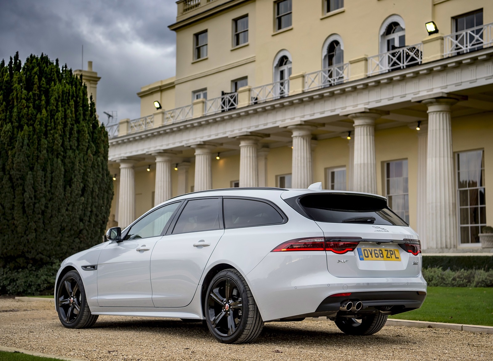 2019 Jaguar XF Sportbrake 20d AWD R-Sport Rear Three-Quarter Wallpapers #21 of 51