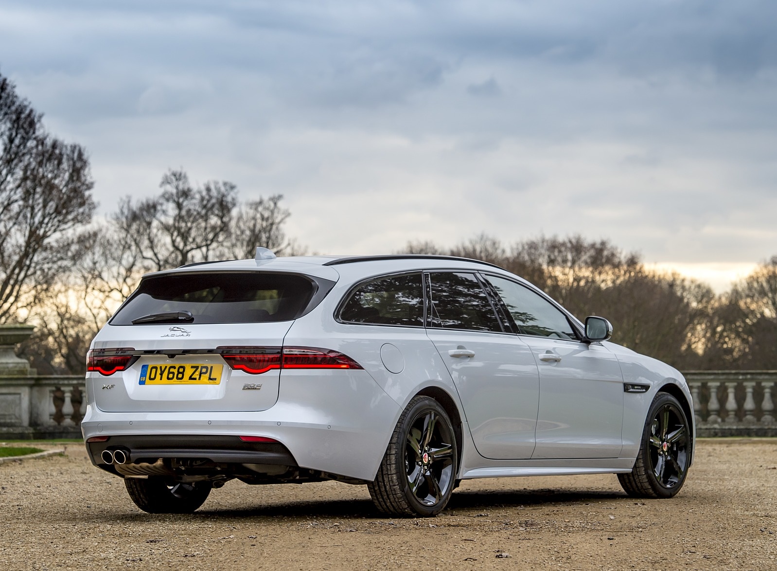 2019 Jaguar XF Sportbrake 20d AWD R-Sport Rear Three-Quarter Wallpapers #33 of 51