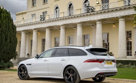 2019 Jaguar XF Sportbrake 20d AWD R-Sport Rear Three-Quarter Wallpapers 450x275 (26)