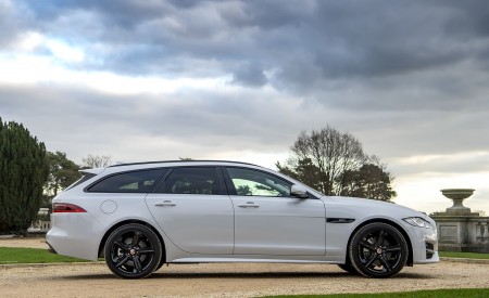 2019 Jaguar XF Sportbrake 20d AWD R-Sport Side Wallpapers 450x275 (11)