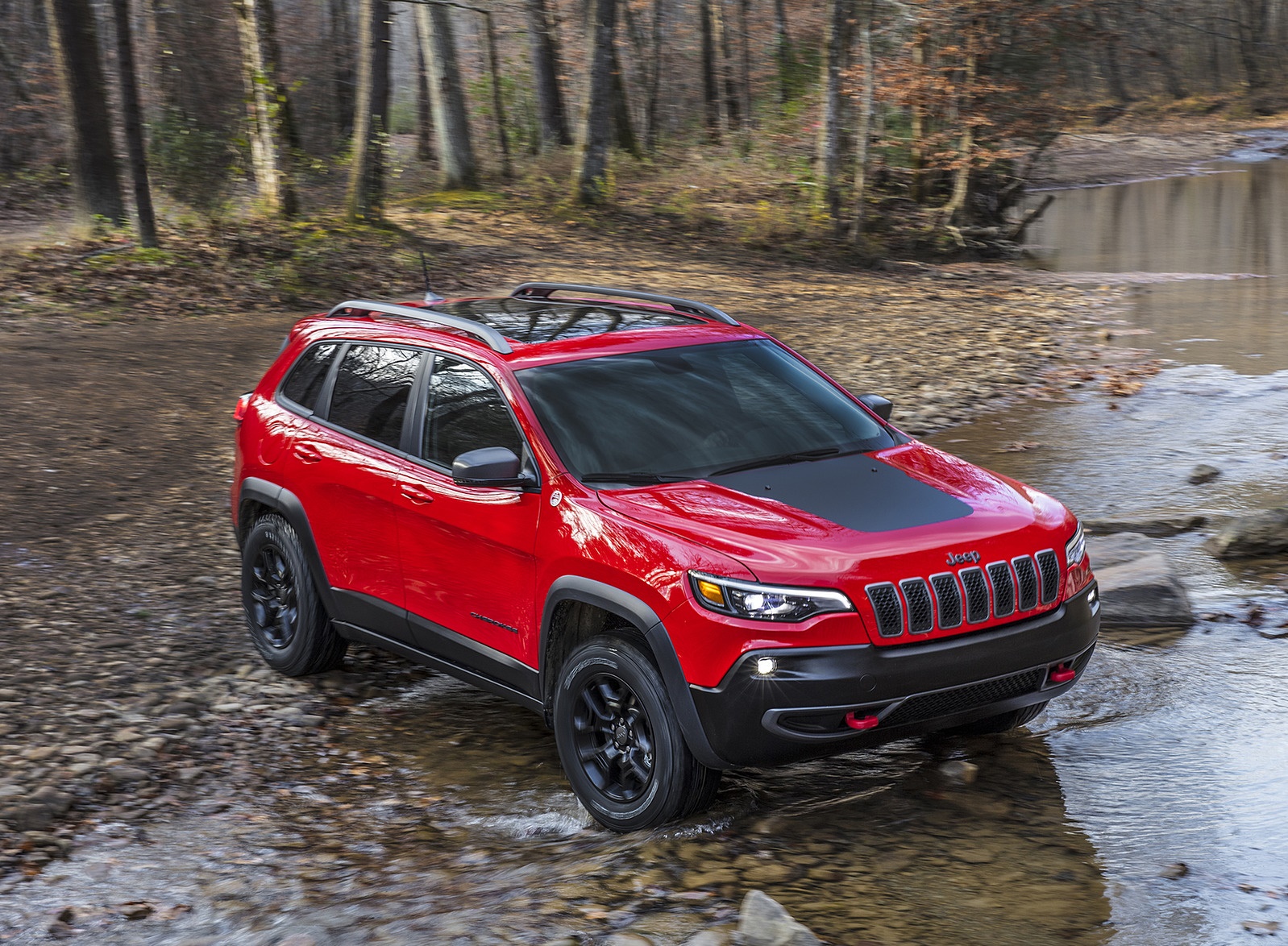 2019 Jeep Cherokee Trailhawk Front Three-Quarter Wallpapers #41 of 75