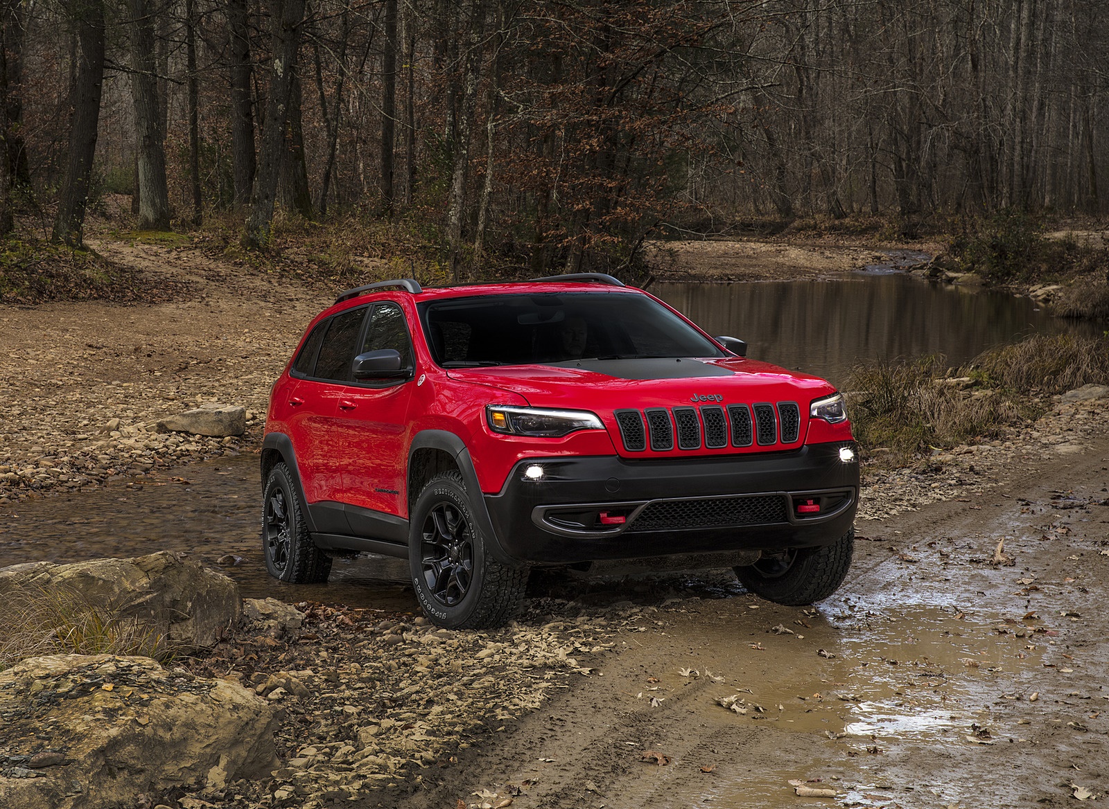 2019 Jeep Cherokee Trailhawk Front Wallpapers #38 of 75