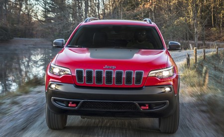 2019 Jeep Cherokee Trailhawk Front Wallpapers 450x275 (20)