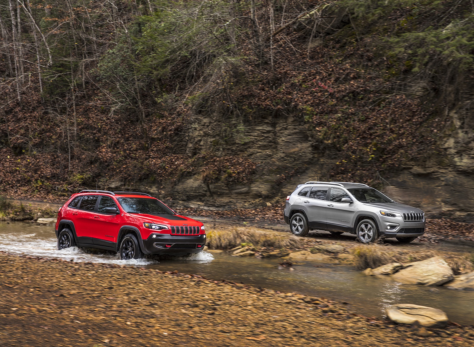 2019 Jeep Cherokee Trailhawk and Cherokee Limited Wallpapers #23 of 75