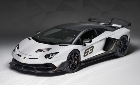 2019 Lamborghini Aventador SVJ Front Three-Quarter Wallpapers 450x275 (169)