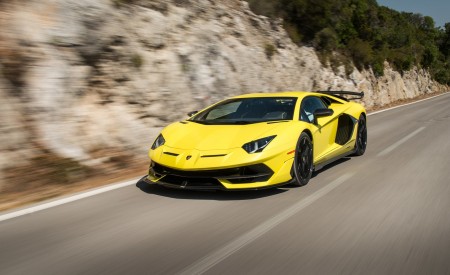 2019 Lamborghini Aventador SVJ Front Three-Quarter Wallpapers 450x275 (197)