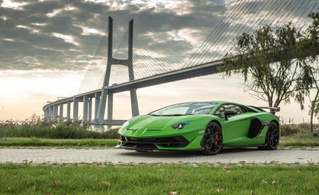 2019 Lamborghini Aventador SVJ Front Three-Quarter Wallpapers 450x275 (53)