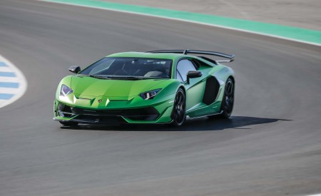 2019 Lamborghini Aventador SVJ Front Wallpapers 450x275 (36)