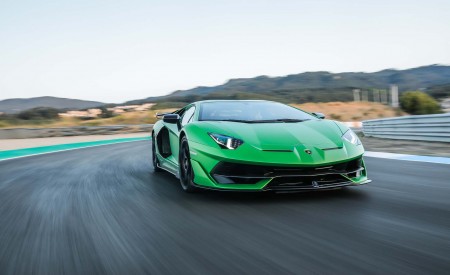 2019 Lamborghini Aventador SVJ Front Wallpapers 450x275 (5)