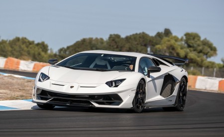 2019 Lamborghini Aventador SVJ Front Wallpapers 450x275 (231)