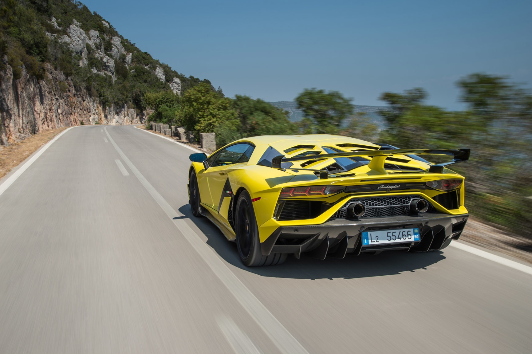 2019 Lamborghini Aventador SVJ Rear Three-Quarter Wallpapers #201 of 241