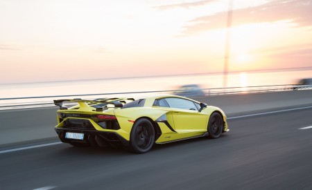 2019 Lamborghini Aventador SVJ Rear Wallpapers 450x275 (92)